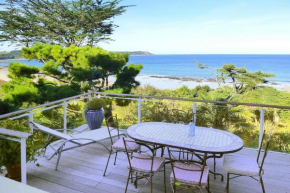 Beautiful 4 family villa overlooking the beach